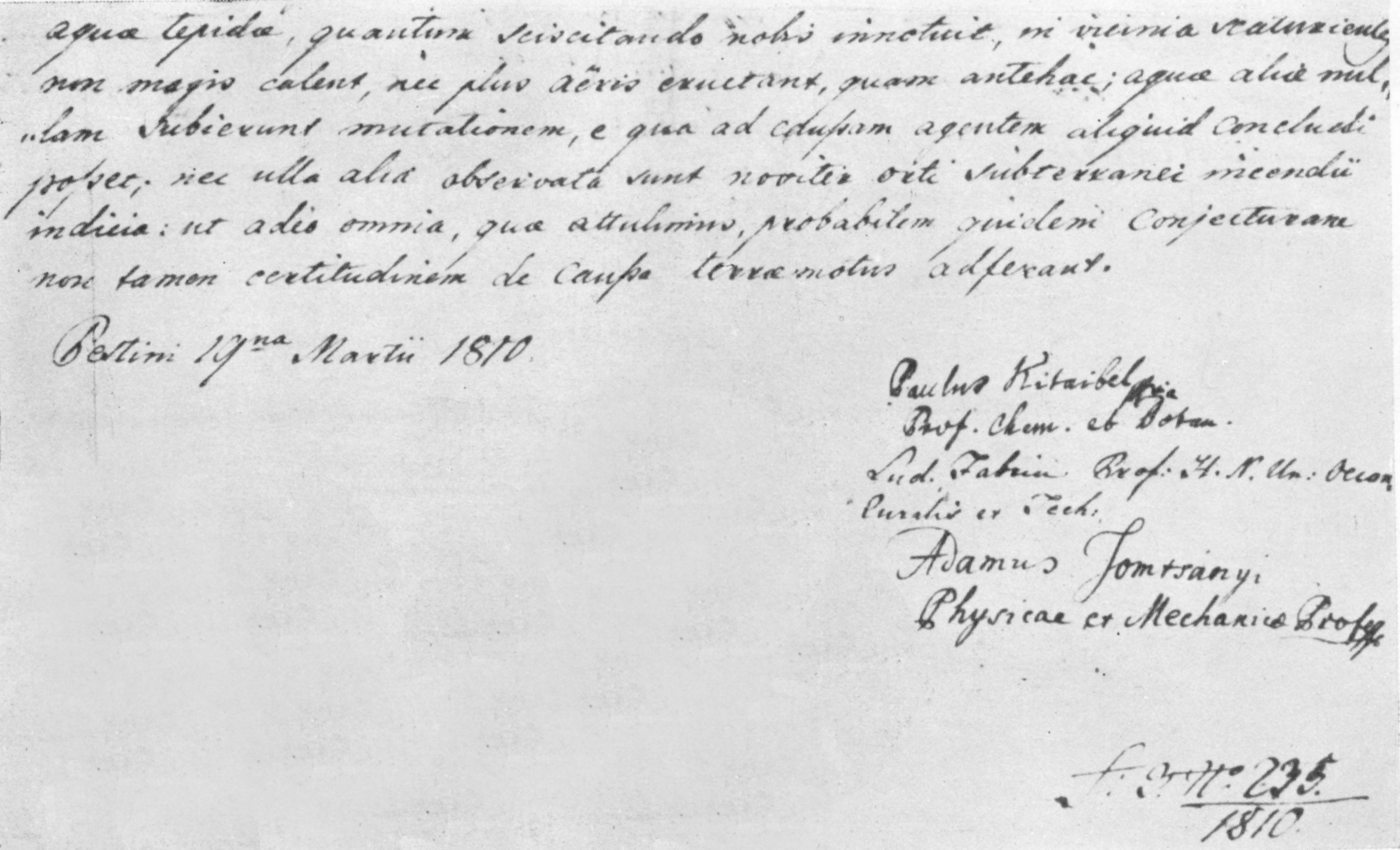 Az 1810-es móri földrengésről készült kézírásos jelentés utolsó oldala a szerzők aláírásával